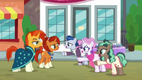Sleek and Bookstore ponies have a friendship problem S8E8