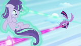 Twilight and Starlight shooting and avoiding each other's magic beam S5E26