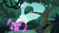 Twilight teleports into a forest S6E21