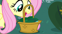 Fluttershy drops vine in her basket S8E18