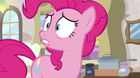 Pinkie Pie shocked at the store counter S8E3