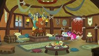 Pinkie appears in Rutherford's throne room S8E2
