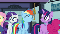 Rainbow Dash satisfied S03E12