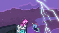 Rainbow unleashes a lightning bolt S4E06