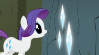 Rarity admiring large gems S2E1