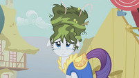 Rarity green hair S01E06