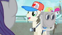 Tourist thanks Rarity S4E08