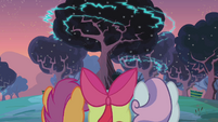 Zap apple tree after fourth sign S2E12