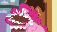 Pinkie Pie falls face-first in her cake S8E5