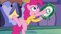 Pinkie continues spinning her sign S6E12