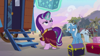 Starlight packs Trixie's stuff in Hoo'Far's wagon S8E19