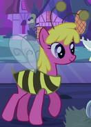 Cherry Berry in a bee costume S2E04