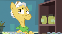 Grand Pear thinking of an answer S7E13