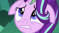 Thorax looking up at trapped Mane Six S6E26