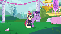 Twilight "make up for my mistake with a new party" S5E12