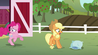 Pinkie and Applejack leave the barn S5E11
