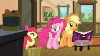 Pinkie and Applejack listening to Apple Bloom S4E09