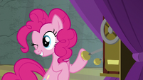 Pinkie winking back at Fluttershy S8E7