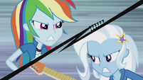 Rainbow Dash vs Trixie 