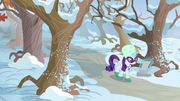 Rarity approaching Sweet Acorn Orchard MLPBGE