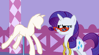 Rarity cool smile S1E14