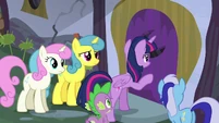 Twilight knocks on Moon Dancer's door S5E12