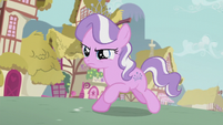 Diamond Tiara gallops through Ponyville S5E18