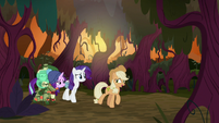 Fake AJ leads Rarity and Starlight through the forest S8E13