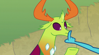 Princess Ember stops Thorax from talking S7E15