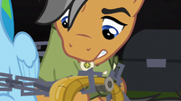 Quibble pulls off his Daring Do pin S6E13