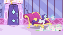 ANIMATION ERROR: Despite her scarfing twelve cartons of ice cream, Rarity's belly doesn't bloat.