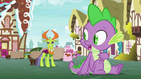 Thorax stands up out of his seat S7E15