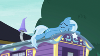 Trixie hugging her wagon S8E19