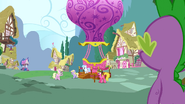 Cherry Berry giving hot air balloon rides S3E9