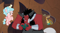Lord Tirek kissing the Bewitching Bell S9E24