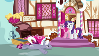 Rarity and Pinkie look at attacked Royal Riff S2E19