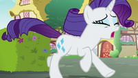 Rarity runs away from the cafe in tears S7E14