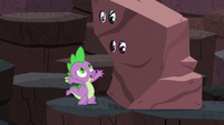 Spike "so let's sneak out of here!" S6E5