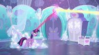 Twilight intercepting Flurry Heart's magic S6E1