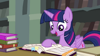 Twilight mentions Discord's bookmarks S4E25