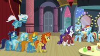 Other ponies listening to Rarity's explanation S5E15