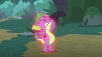 Spike can't stop scratching himself S8E11