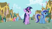 Twilight walking S02E03