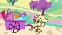 Applejack hears a rustling in her cart PLS1E11a.png (814 KB)