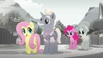 Fluttershy talking to Mr. Hoofington MLPRR