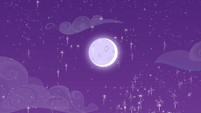 Glittery moon in the Crystal Empire sky S4E25