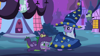 Twilight pulling cape away from Spike S2E04