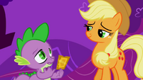 Applejack smiling at Spike S01E03