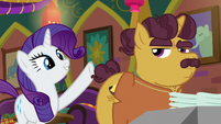 Rarity "just like all of the other restaurants" S6E12