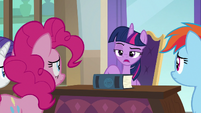 Twilight Sparkle "the EEA will be here" S8E1